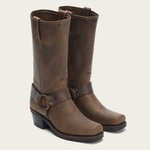 Frye Harness 12R Tan Boots